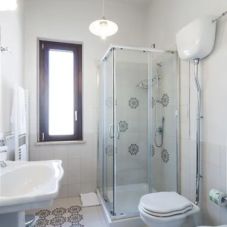 Casale Dome Bed & Breakfast